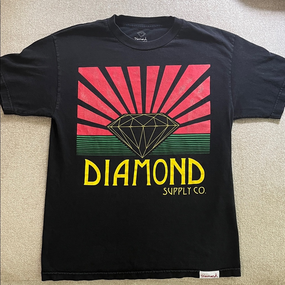 Diamond Supply Co. Graphic 90’s “vintage” Medium Men